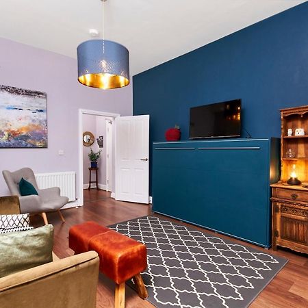 Lovely Abode In Newcastle - Sleeps 4 - Ground Floor Zewnętrze zdjęcie