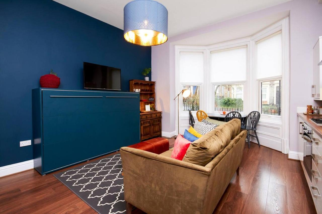 Lovely Abode In Newcastle - Sleeps 4 - Ground Floor Zewnętrze zdjęcie